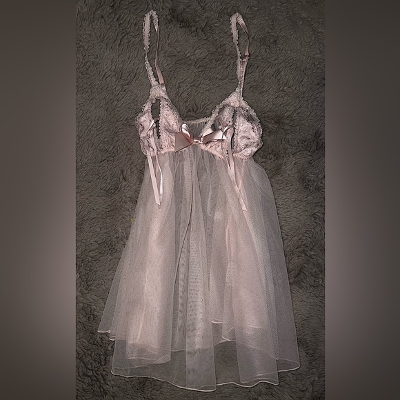 Victoria's Secret Intimates & Sleepwear Rare Victorias Secret